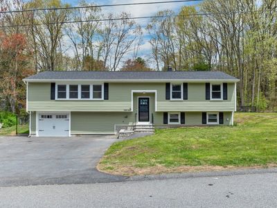 13 Doris Street, Derry, NH, 03038