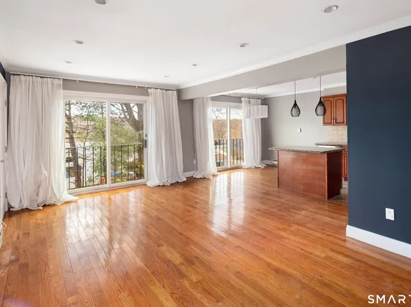 201 Highview Avenue #C2, Stamford, CT 06907