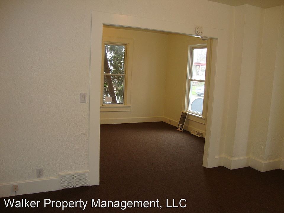 1st image of 212 McKinley St