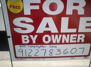 400 Lamplighter Ln, Waycross, GA 31503