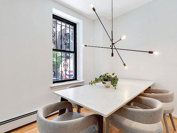 3rd image of 315 W 99th St APT 1B