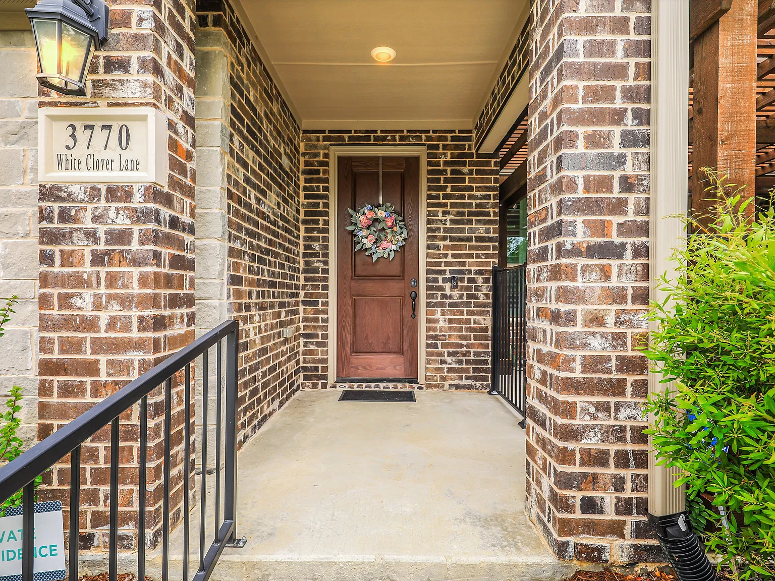 2 bed, 1562 sqft, $2,900 — Photo 4