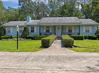26 Hickory Tree Ln, Galena, MO 65656