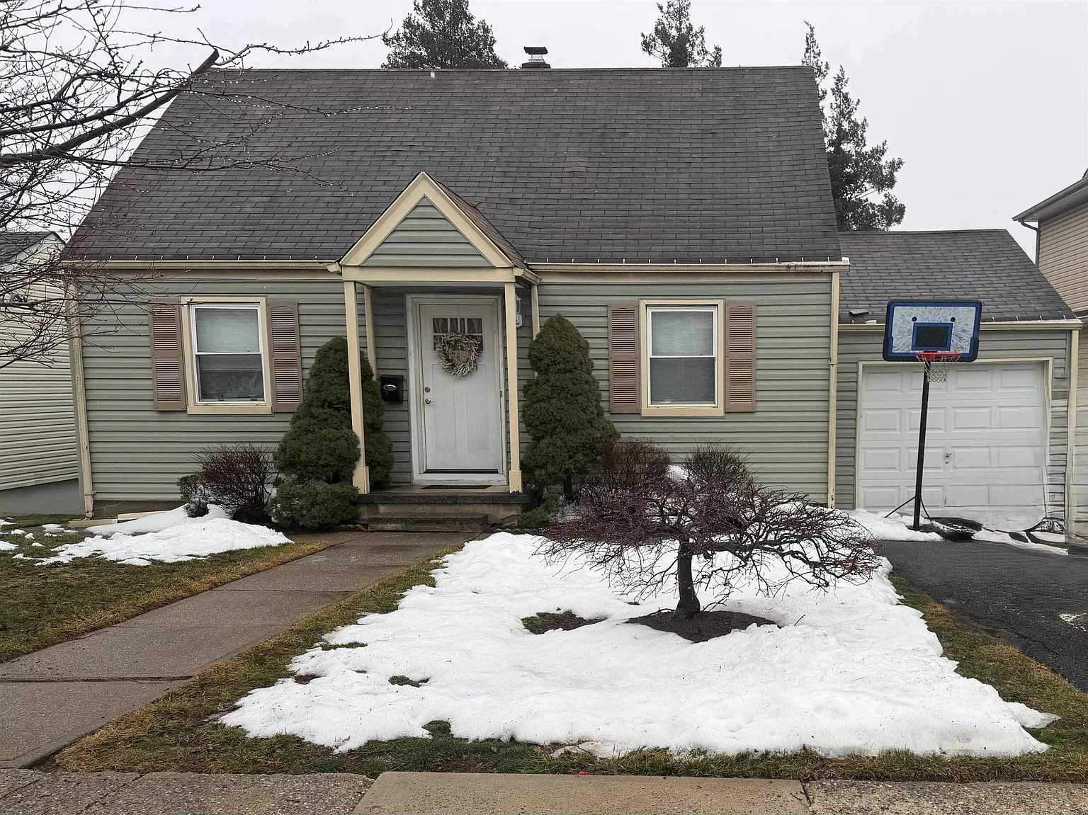 54 Lindale Ct photo 1