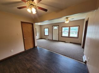 1231 Hackley Ave, Des Moines, IA 50315