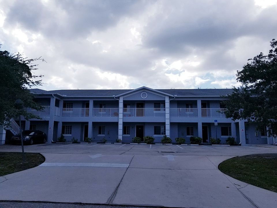 1st image of 1328 SE 8th Ave APT 102