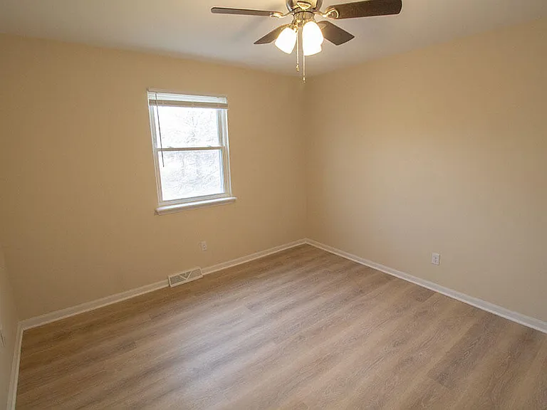 3715 Hermitage Rd — Photo 24