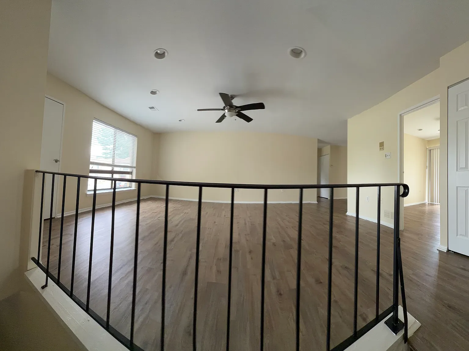 2 bed, 1100 sqft, $1,925 — Photo 4