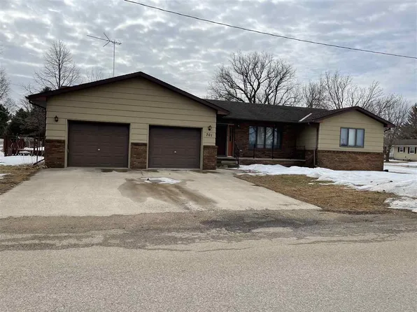 701 5th Ave N, Northwood, IA 50459