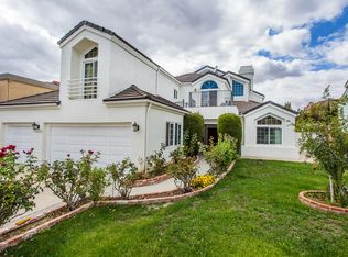 10931 Willowbrae Ave, Chatsworth, CA 91311
