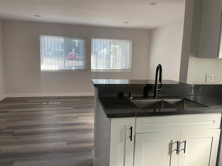 4032 Alabama St #1A — Photo 9