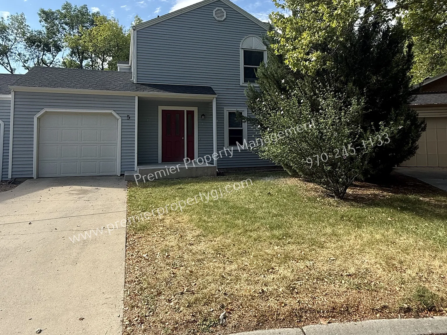 3 bed, 1.5 bath, $1,800 — Photo 1