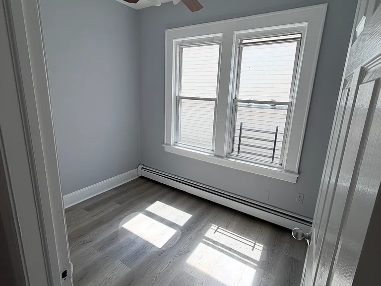 8 Lake St #0 — Photo 9