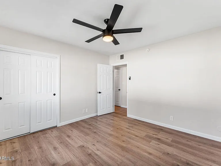 8302 E Windsor Ave — Photo 23