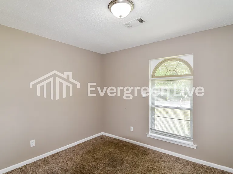 625 Durward Dr — Photo 10