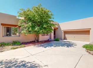 72 Canada Del Rancho, Santa Fe, NM 87508
