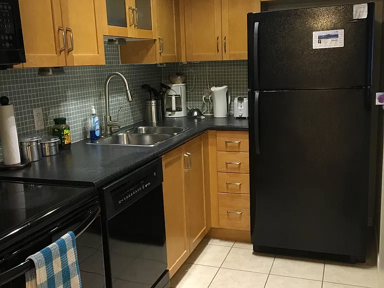 46 Western Battery Rd #837 — Photo 31