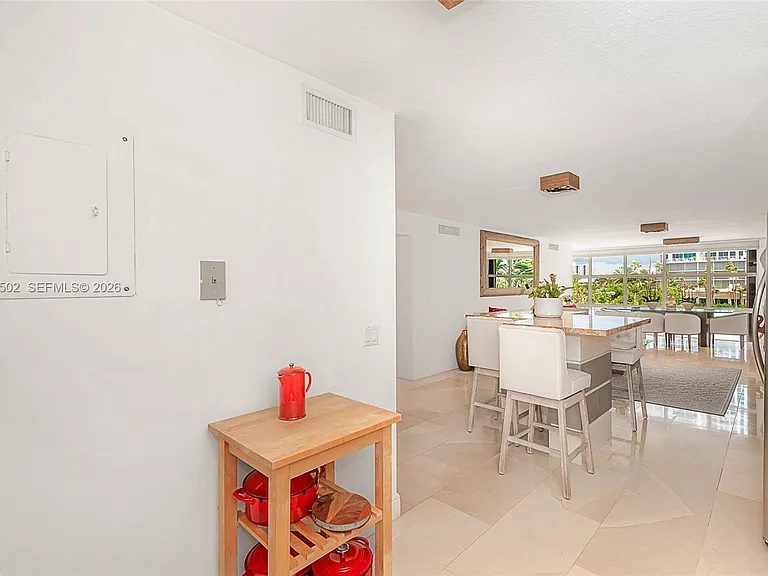 6423 Collins Ave #309 — Photo 17