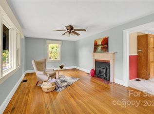 1748 2nd Ave NW, Hickory, NC 28601