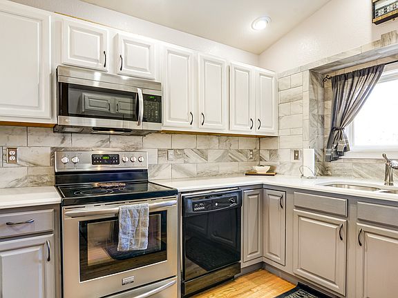 Porcelain Backsplash