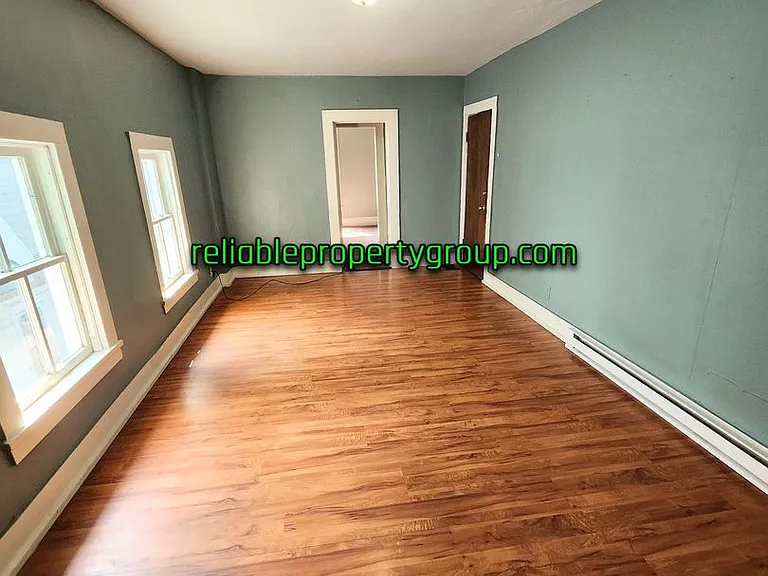 624 Walnut St — Photo 3