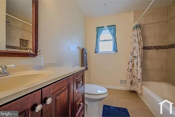 2893 Chalet Ct — Photo 12