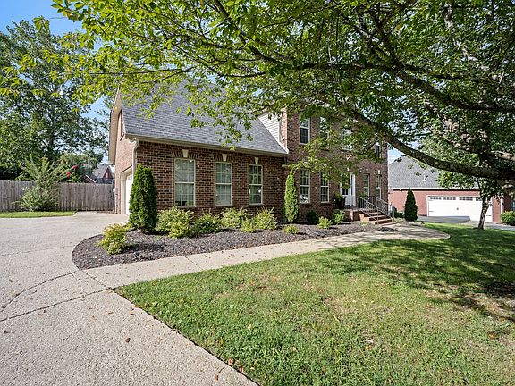 4th image of 212 Comer Cir