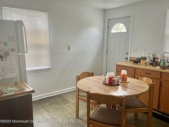 5th image of 1808 Stratford Ave