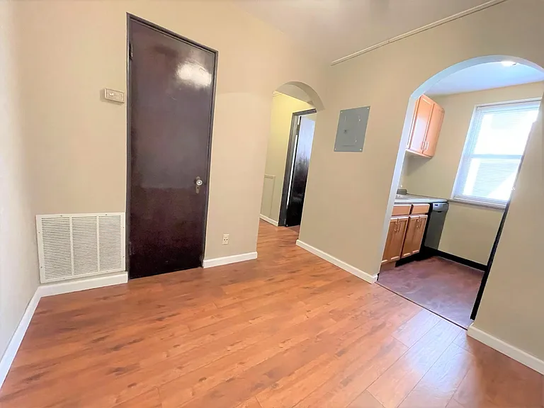 5712 Phillips Ave #B9 — Photo 52