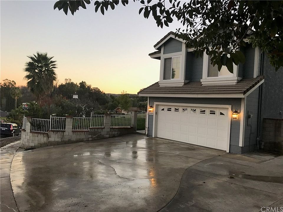 1st image of 3649 Aqueduct Ln