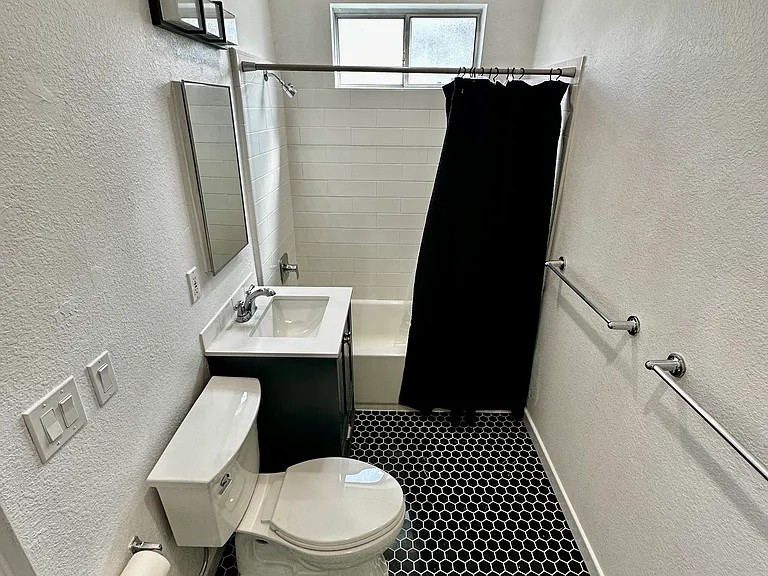 227 N Adams St #6 — Photo 18