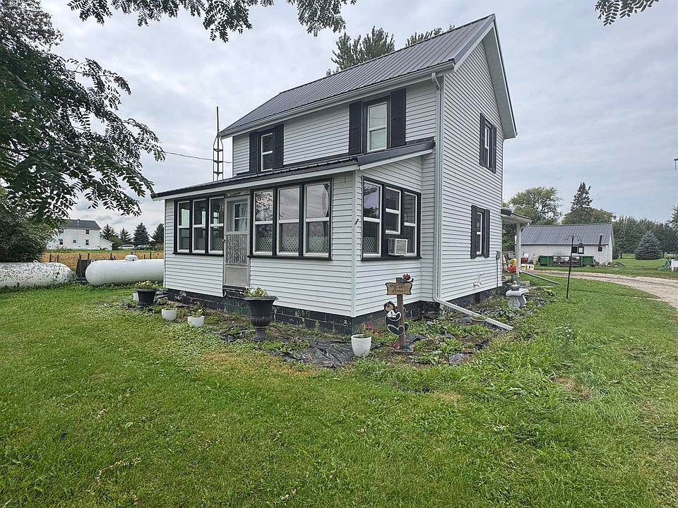 1st image of N7850 Douglas St
