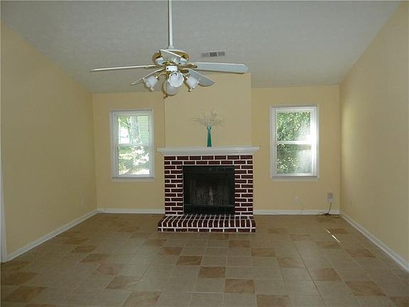 5th image of 861 Providence Way