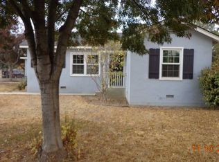 900 W Grove Ave, Visalia, CA 93291