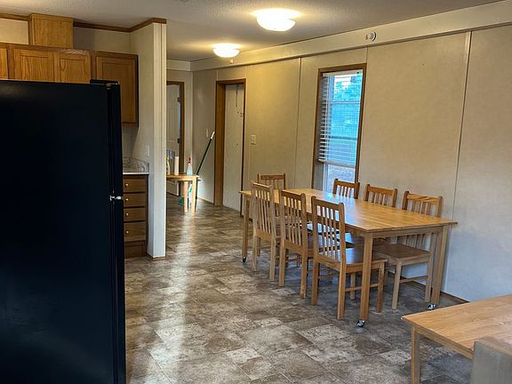 5th image of 1232 W Babcock St Trailer 9