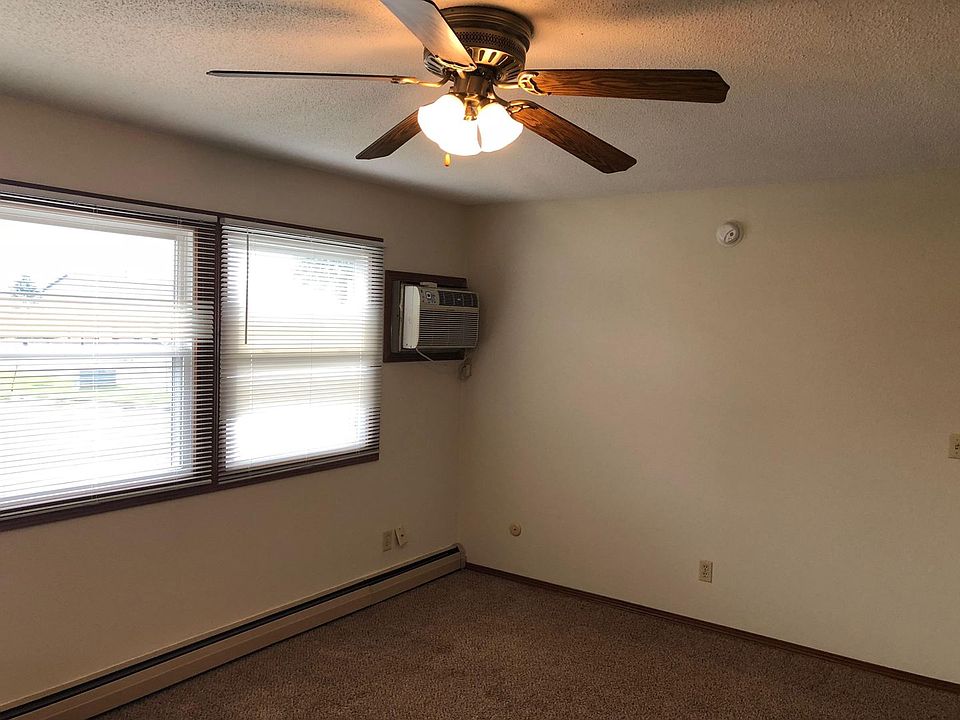 1st image of 3609 S West Ave