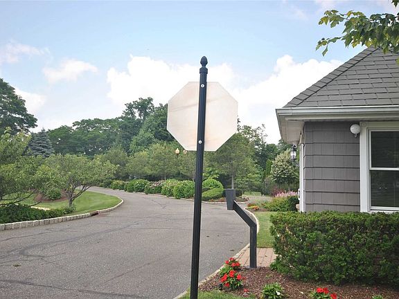 3rd image of 29 Emilys Way