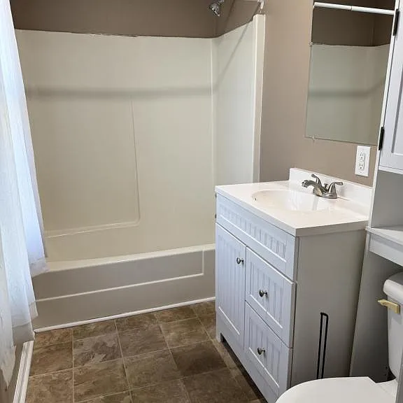 1402 N Miles St — Photo 9