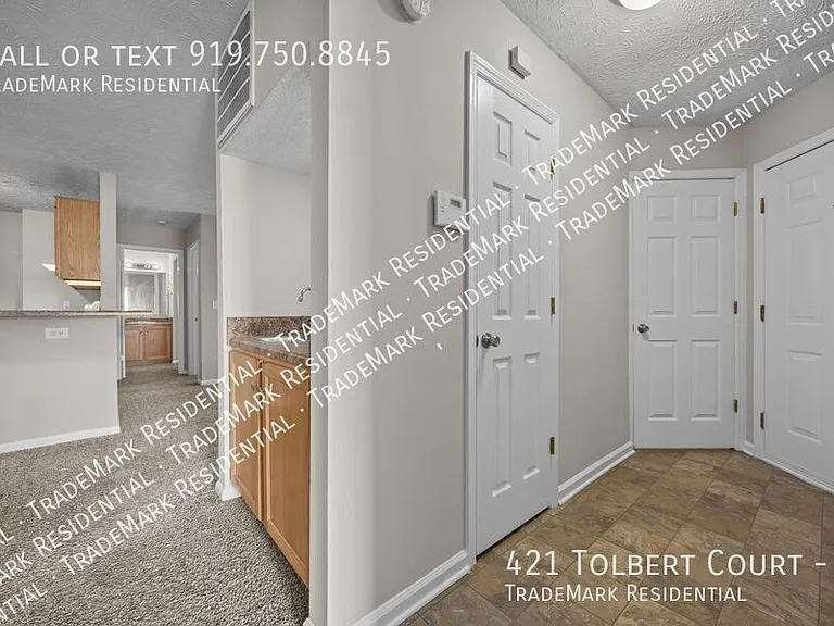 421 Tolbert Ct #C — Photo 32