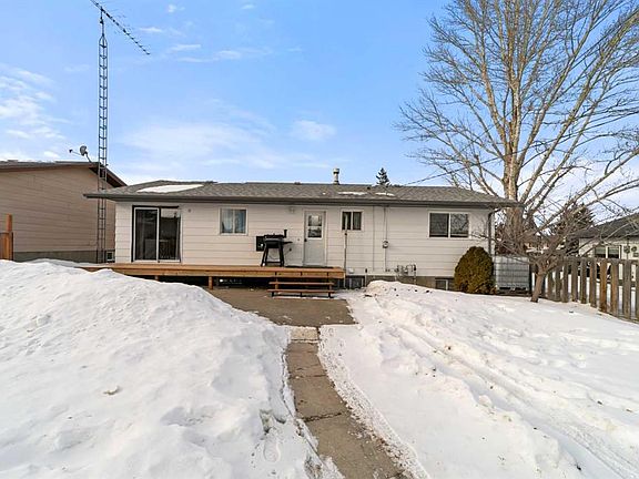 3rd image of 4723 W 52nd St