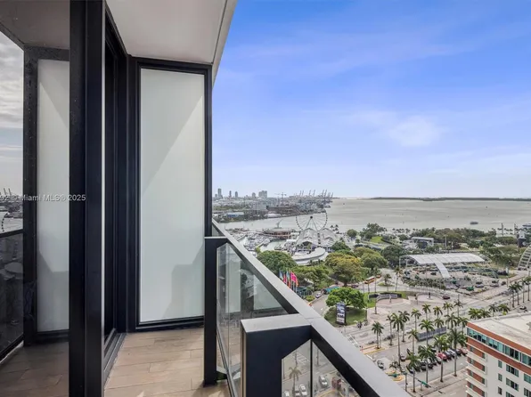 398 NE 5th St #1516, Miami, FL 33132