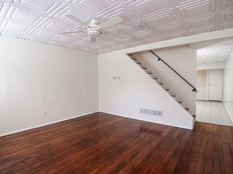 455 Fairmount Ave #2 — Photo 5
