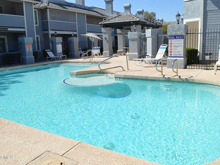 2910 W Marconi Ave #113 — Photo 23