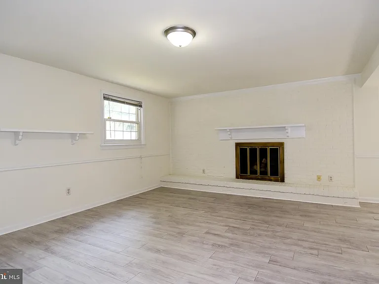 7513 Sebago Rd — Photo 33