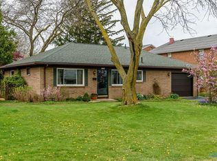 1023 W College Ave, Woodville, OH 43469