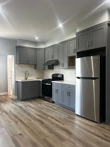 659-661 2nd Ave. Photo 1