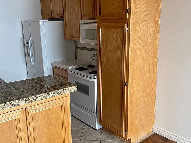 8735 Delgany Ave — Photo 13