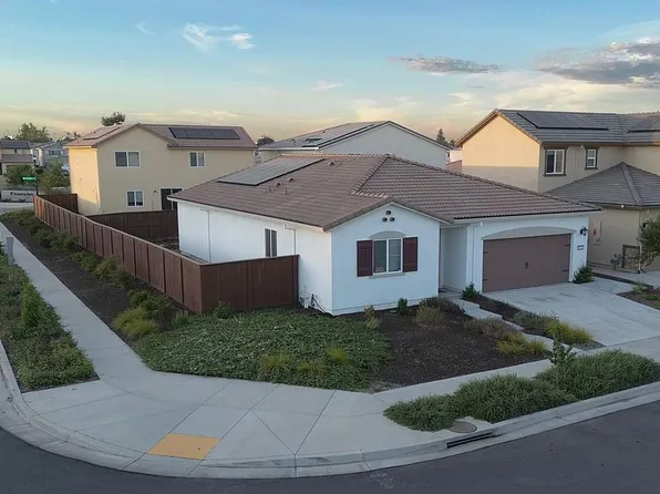1241 Welch St, Woodland, CA 95776
