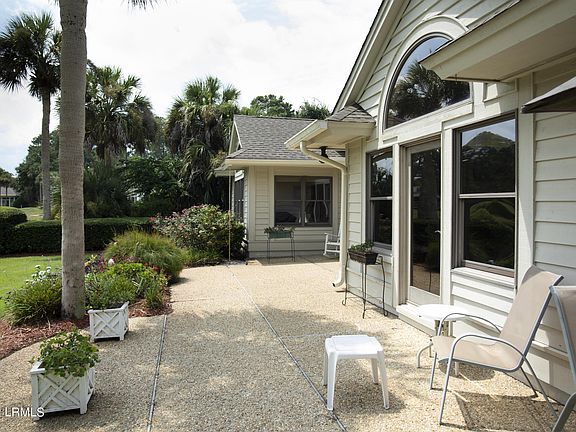 4th image of 24 Ellenita Dr