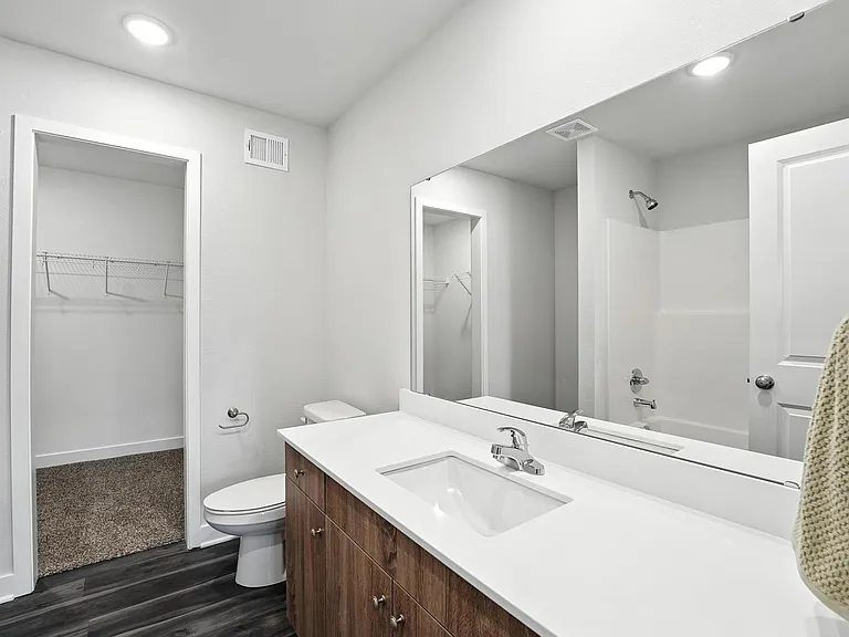 Barry West Townhomes — Photo 60